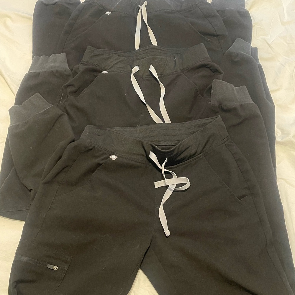 Figs Black Jogger Scrub Pants x3